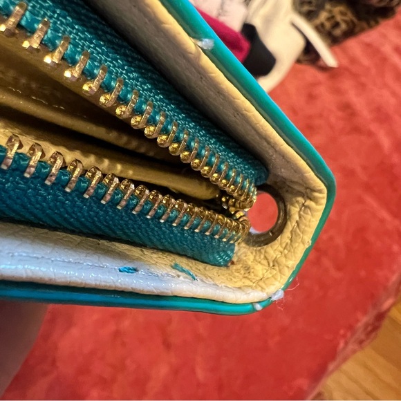 Wallet - Picture 5 of 6